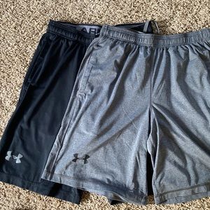 Under armor shorts. Black and grey. Wood used condition.